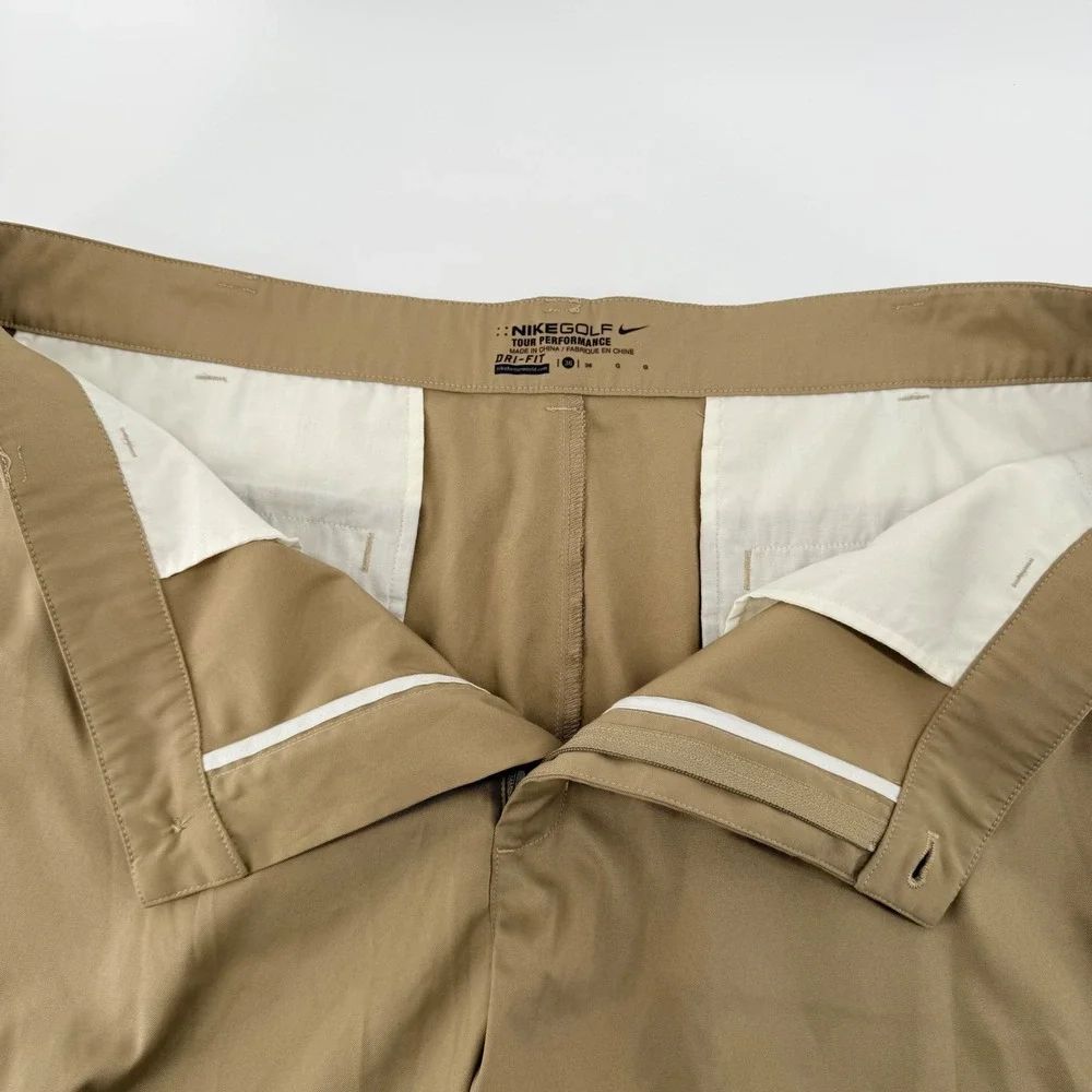 Nike Golf Tour Performance Dri-FIT Shorts Khaki Tan 509179-235‎ Size 36